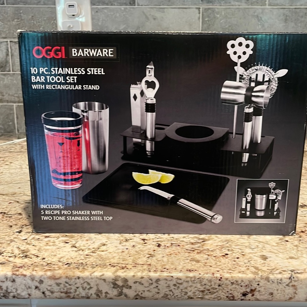 OGGI 10pc stainless steel Barware Set
